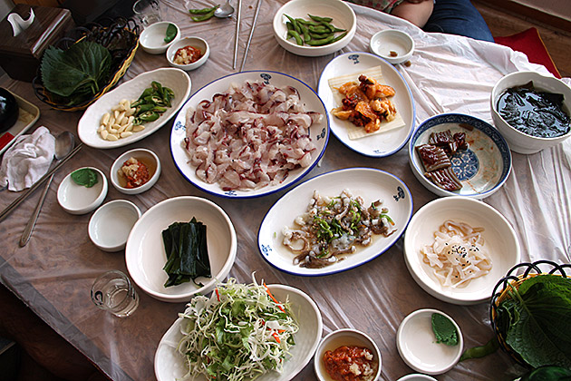 Raw-Fish-Restaurant-Busan