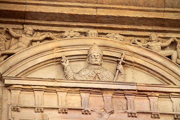 Archibishop Fernando Oviedo