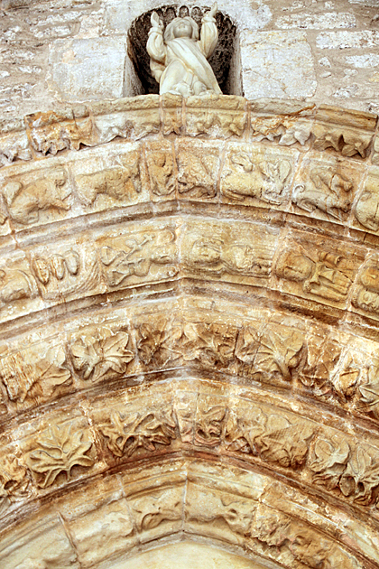 Llanes Iglesia