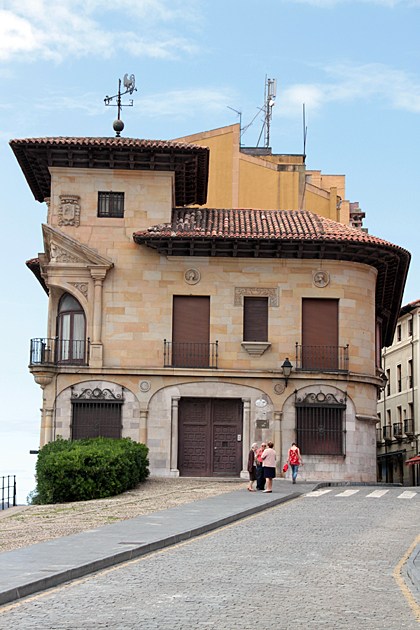 villa hill gijon