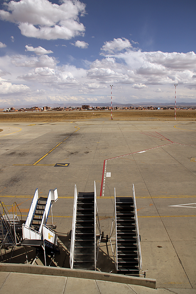 La Paz Bolivia airport