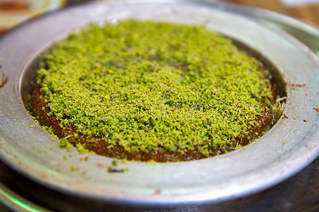 Künefe with pistachio