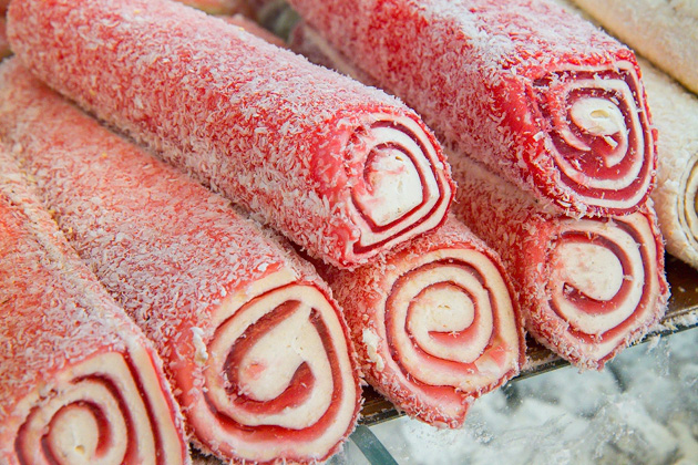 White and red Turkish Delight