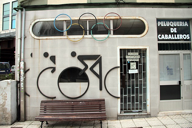 Olympic Biking Oviedo Sign