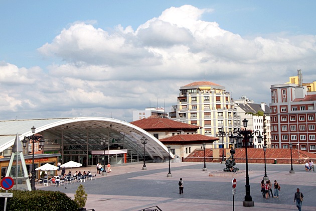 Oviedo Train Station