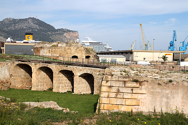 Castle Bridge