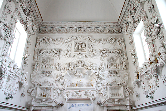 Example of Rococo