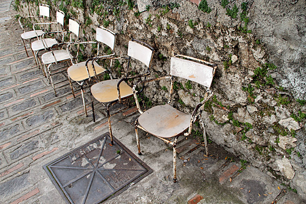 rusty chairs italy