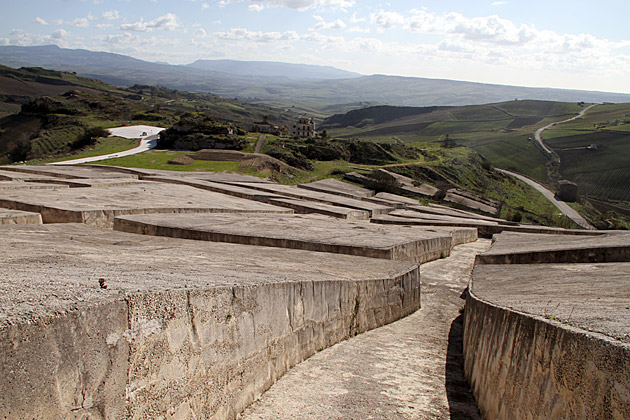 Cretto di Burri earthquake 