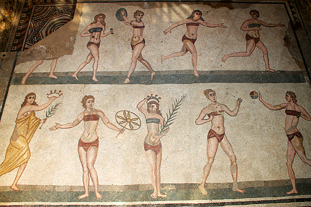 Villa Romana del Casale women working out mosaic