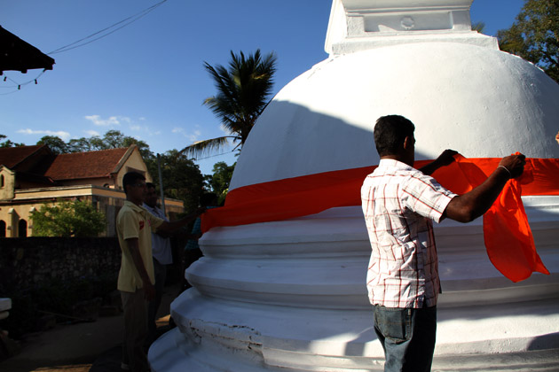 Pattini Devale stupa decoration