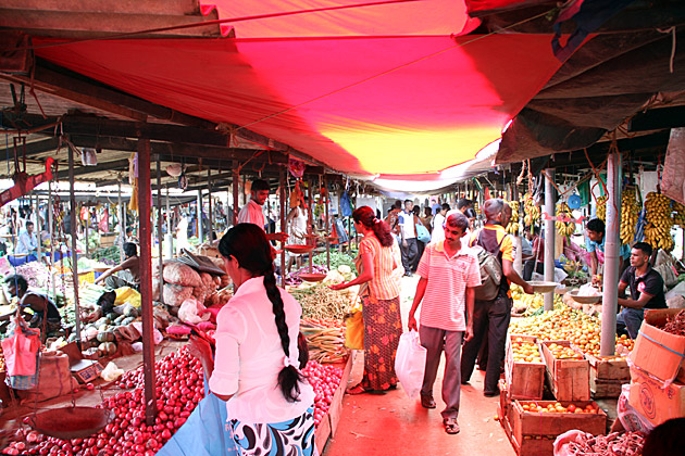 Weekend Market of Anuradhapura Sri Lanka