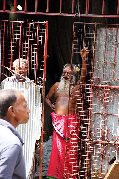 Temple master Sri Lanka