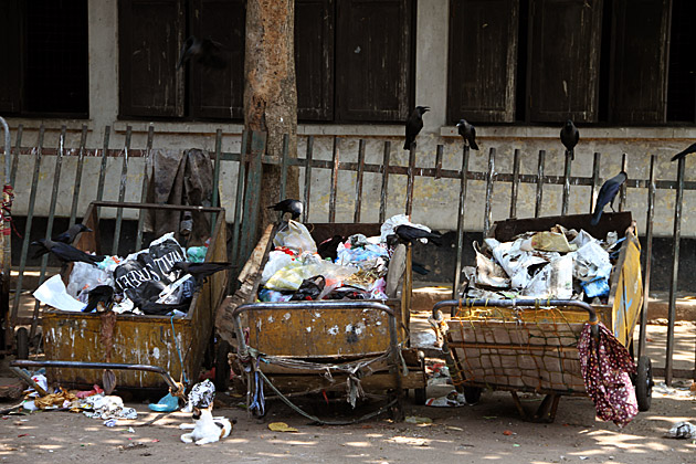 Sri Lanka trash