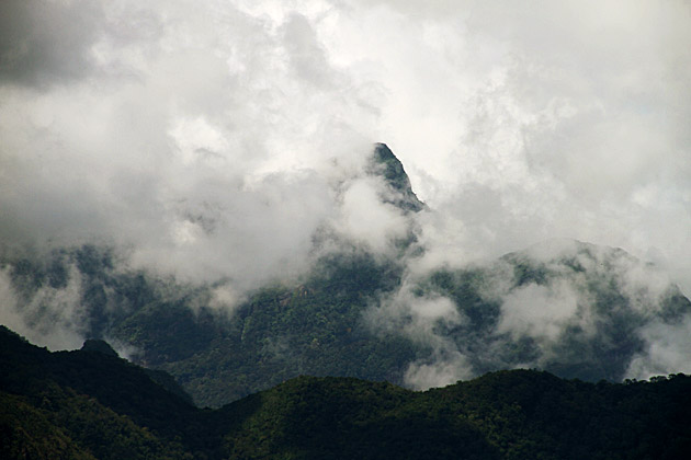 Knuckles Mountain Range weather