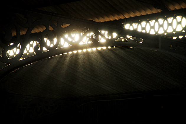 Sun shine train station Sri Lanka