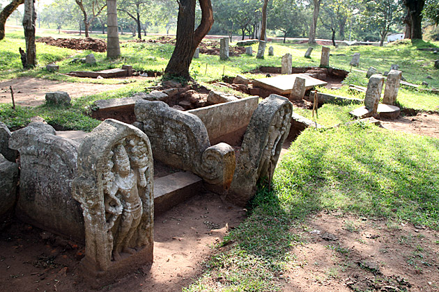 Anuradhapura's Ruins