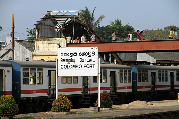 Colombo Fort train station Sir Lanka