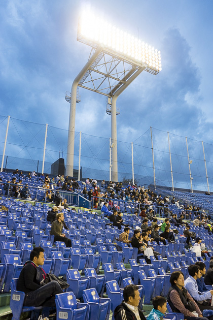 File:20130929 Jun Matsui, outfielder of the Tokyo Yakult Swallows, at Meiji  Jingu Stadium.JPG - Wikimedia Commons