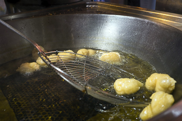 Sifting Bunuelos