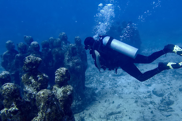 06%20Isla%20Mujeres%20Underwater%20Museum%20Manchones%20Reef%20Diving%20Isla%20Mujuere%2020131215%20for91days.com