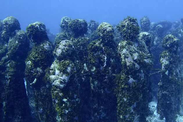 11%20Isla%20Mujeres%20Underwater%20Museum%20Manchones%20Reef%20Diving%20Isla%20Mujuere%2020131215%20for91days.com