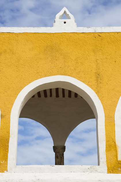 09%20Izamal%20Convent%20%20Izamal%20Convent%2020140108%20for91days.com