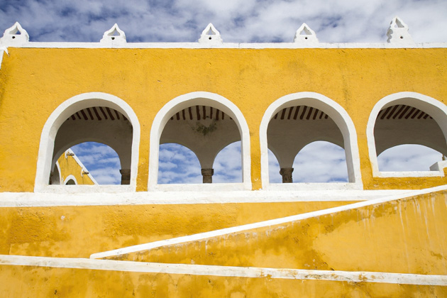 10%20Izamal%20Convent%20%20Izamal%20Convent%2020140108%20for91days.com