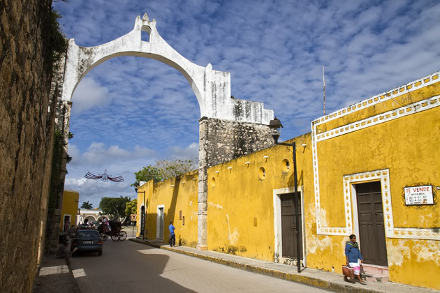 01%20izamal%20%20Izamal%2020140108%20for91days.com