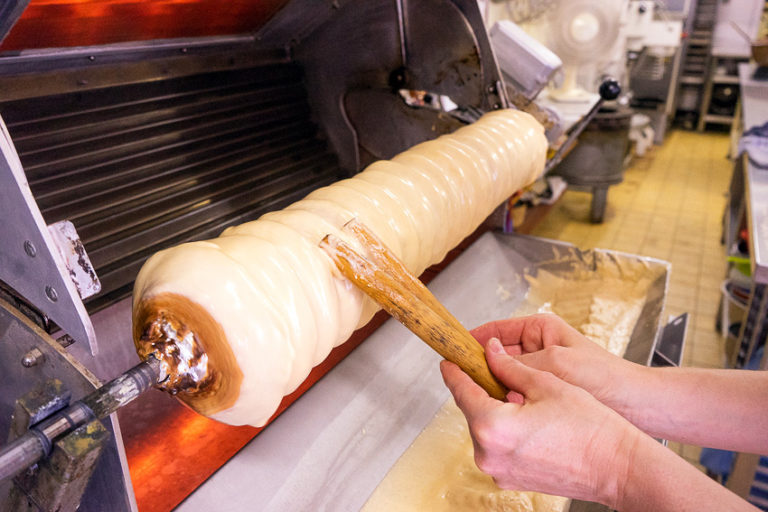Read more about the article Making The Famous Baumkuchen At Café Rudolph – Bad König