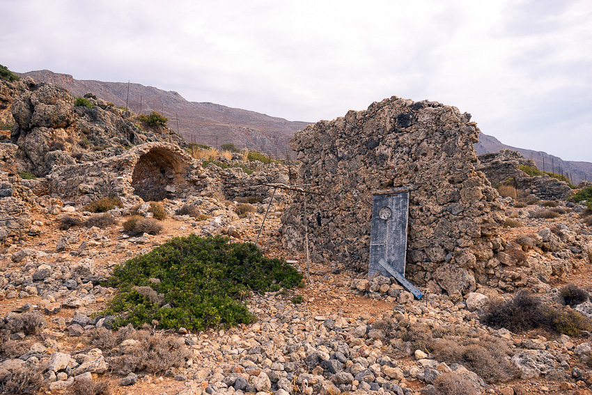 13 Second Day Loutro DSC04977