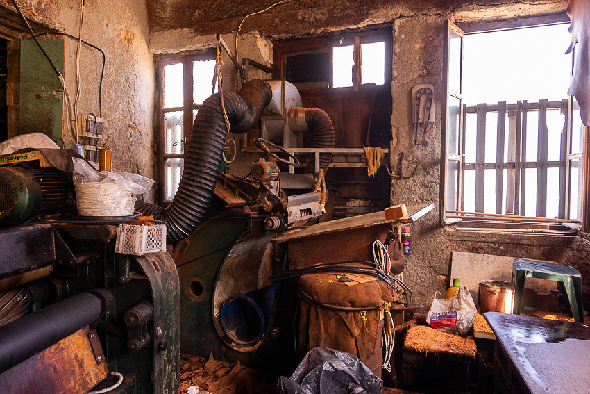 15 Leather Making Chania DSC04430