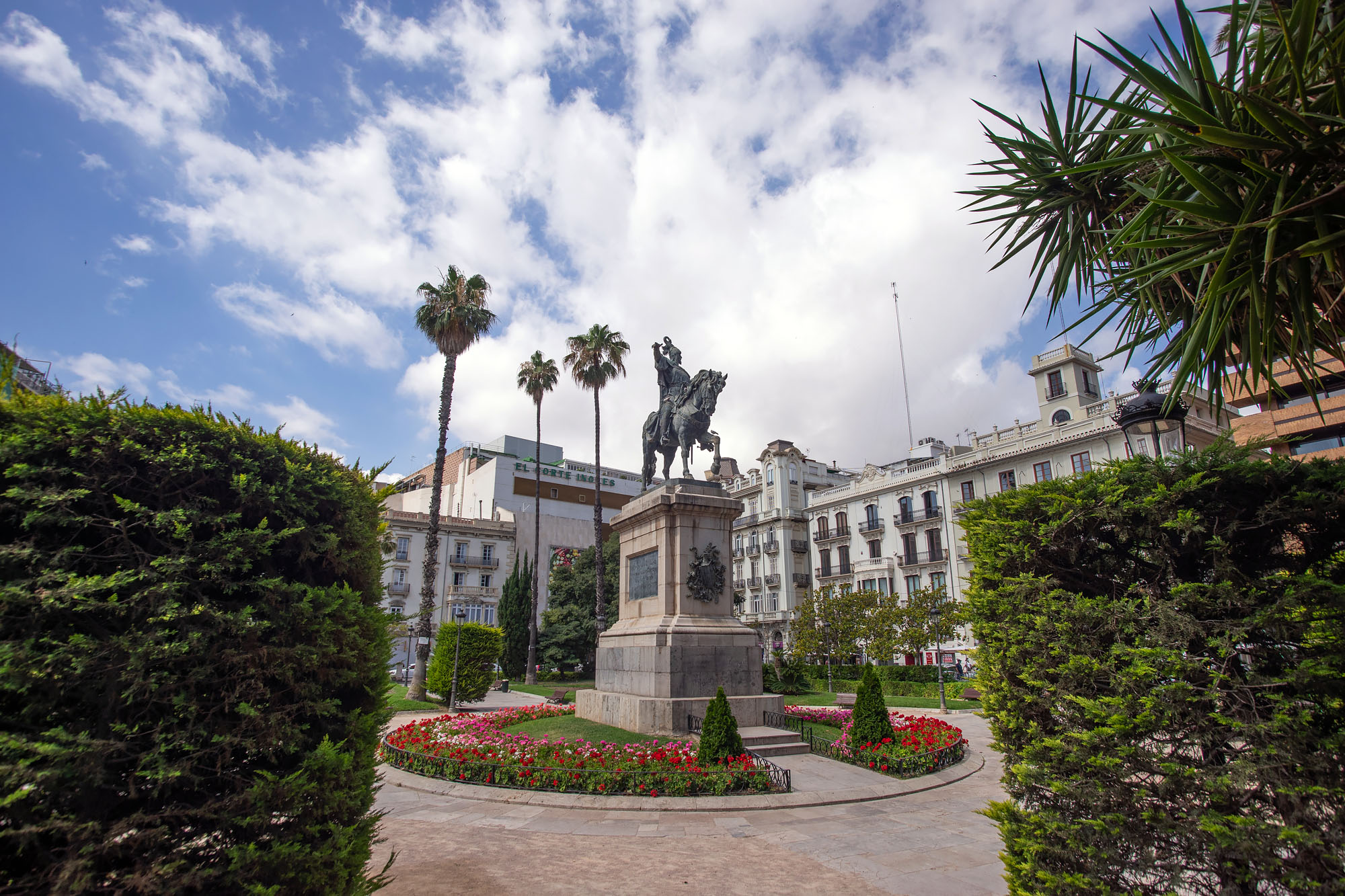 Statue Plaza Parterre Valencia El Cid