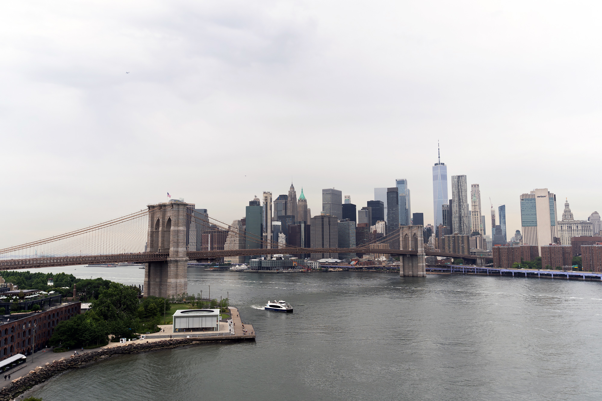 Views of Brooklyn Bridge
