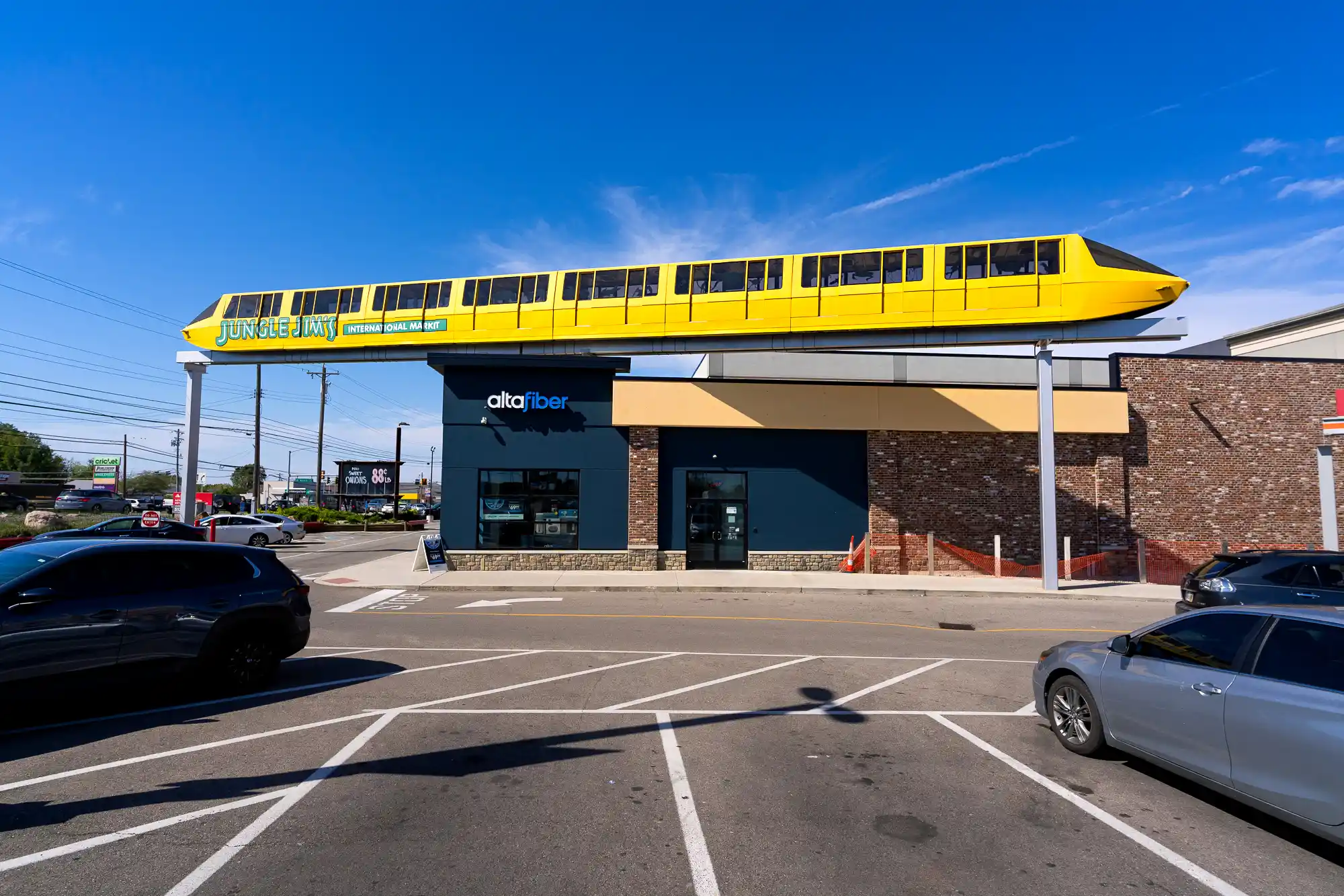 Jungle Jim's yellow monorail