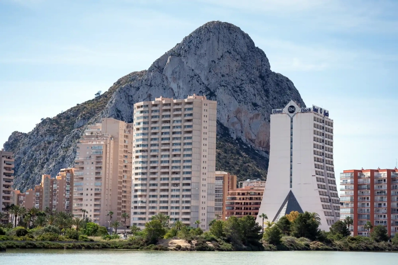 Architecture and landscape