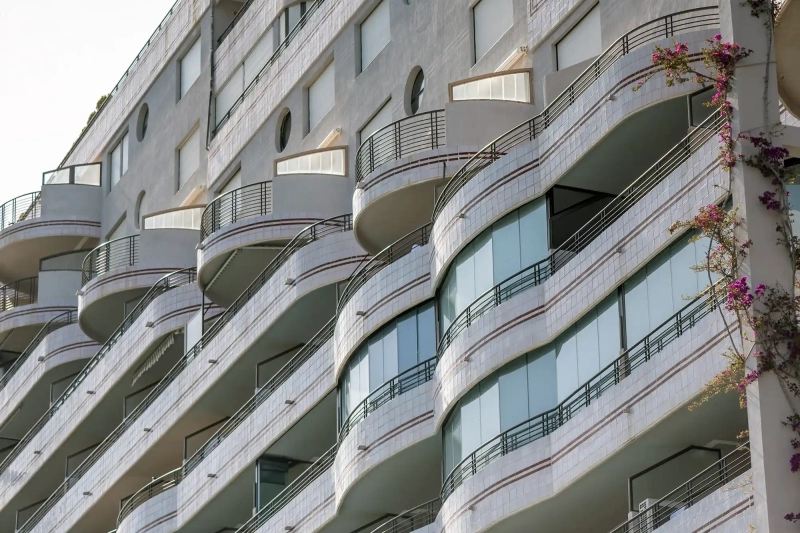 Wave form building architecture