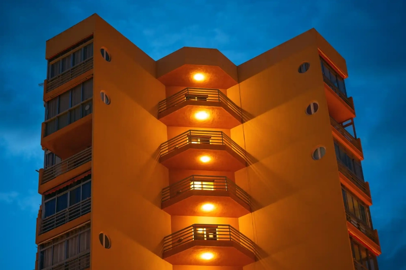 Night architecture