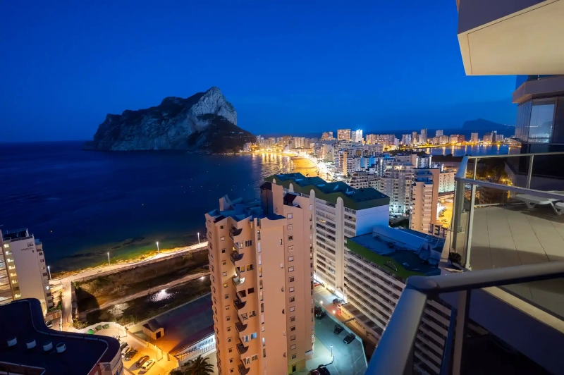 Calpe by night