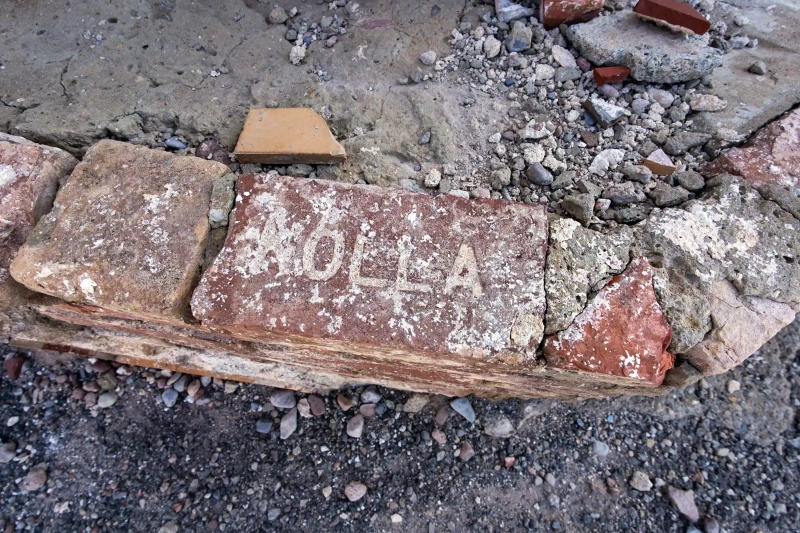 Nolla Brick
