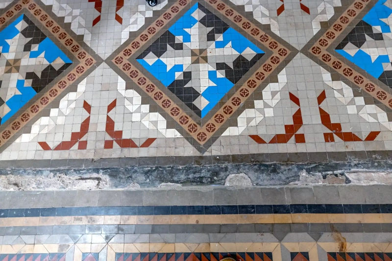 Art Nouveau tiles