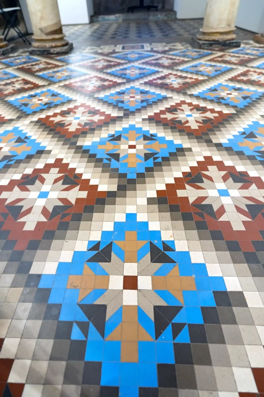 Tiles with drop shadow