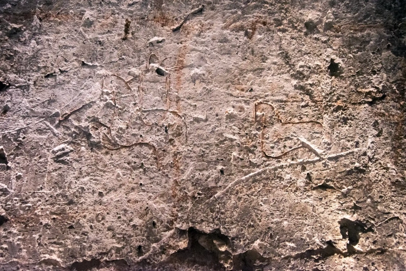 Old markings inside Torre Salvador