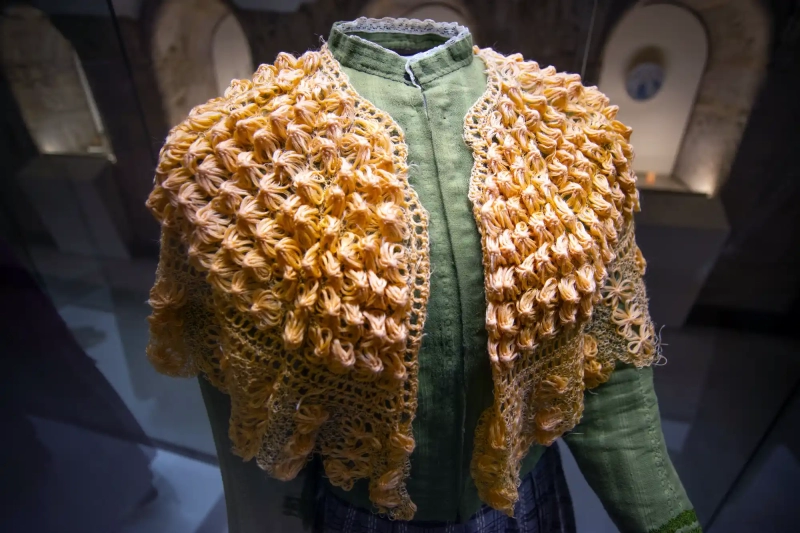 Spanish high fashion crochet