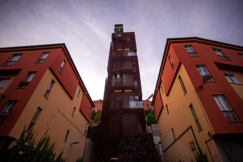 Teruel city elevator