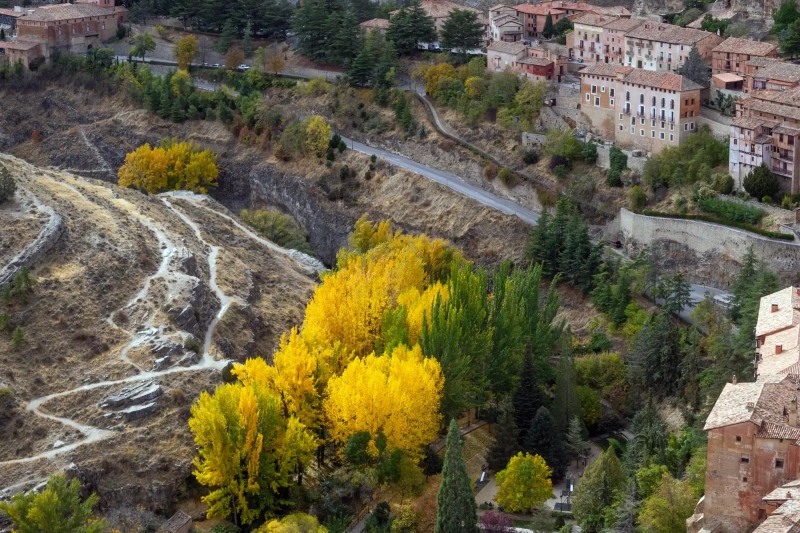 Visit Albarracin in the fall