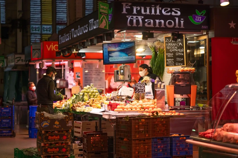 Early mornings at the Mercado Central