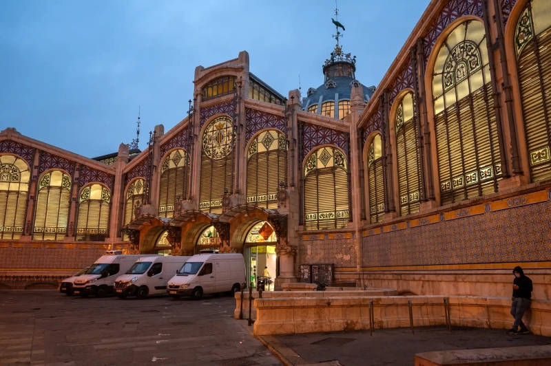Delivery Mercado Central in Valencia