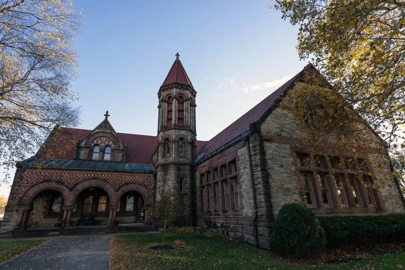 Warder Library