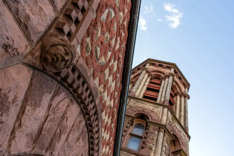 Warder Library architectural details